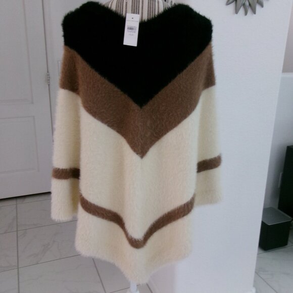 New Ann Taylor Soft Fuzzy Cream Brown Black Poncho Cream Brown Black XS / S NWT - Picture 9 of 12